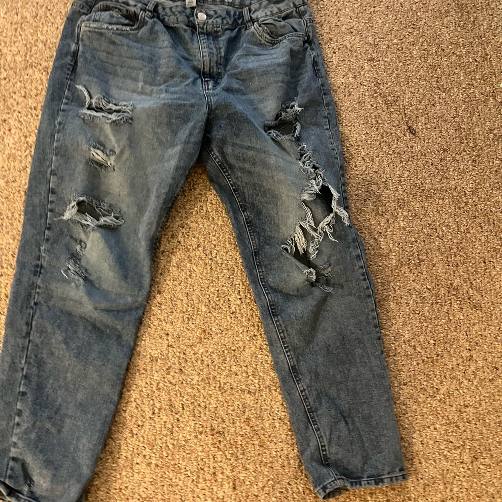 Beautiful Flare Ripped Pants - Picture 6 of 6